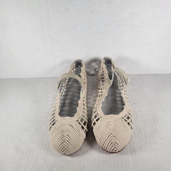 Ruby Label Women Woven Beige Lattice Mary Jane Flats Size 36 US 5/5.5 - Picture 2 of 8